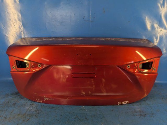 Кришка багажника кузова BHY35261XC MAZDA