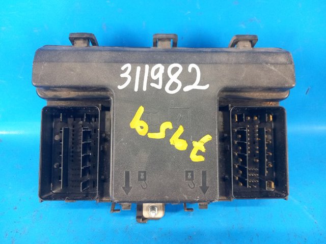 Коробка запобіжників DG9Z14A068W FORD
