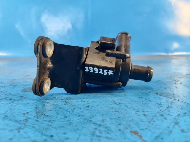 Водяний насос охолодження електричний додатковий DS7G8C419CB FORD