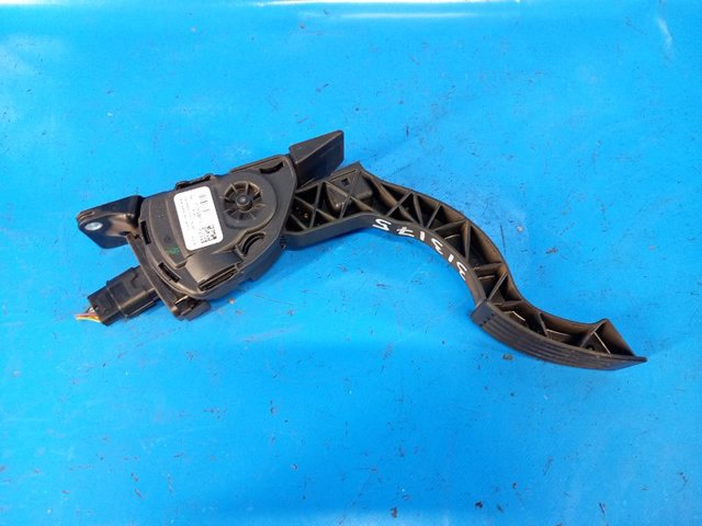 Підаль газу EV619F836AA FORD