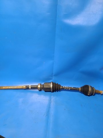 Привід передній правий FTB52550X MAZDA
