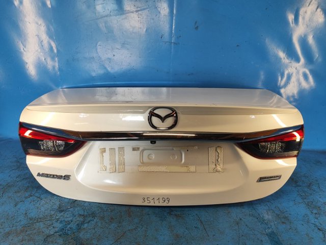 Кришка багажника кузова GJY15261X MAZDA
