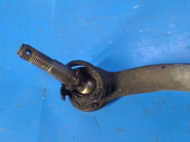 Рульова рейка GS3L32960C MAZDA