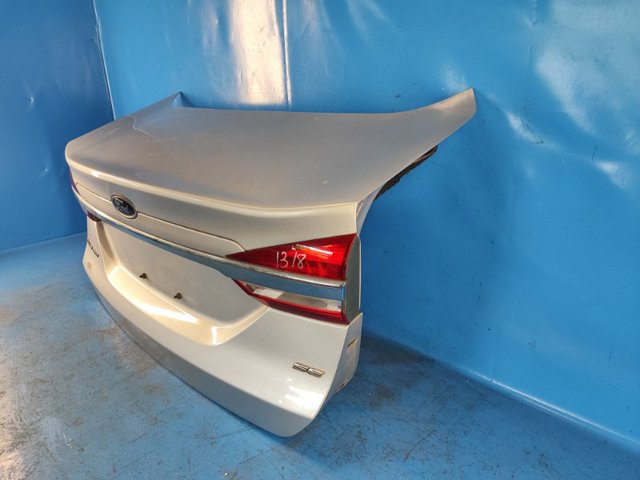 Кришка багажника кузова HS7Z5440110A FORD