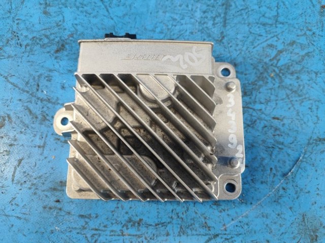 Підсилювач звуку аудіосистеми K12366A20 MAZDA