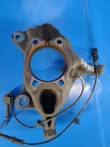 Кулак поворотний передній правий KD3533021A MAZDA