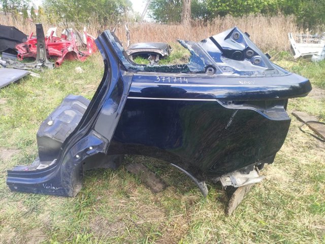 Крило заднє ліве LR091294 LAND ROVER