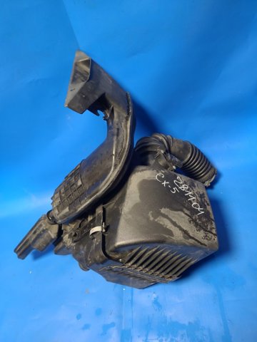 Корпус повітряного фільтра, нижня частина SH01133AYB MAZDA