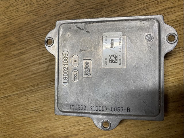 Блок управління ксеноновими фарами L90020949 VALEO