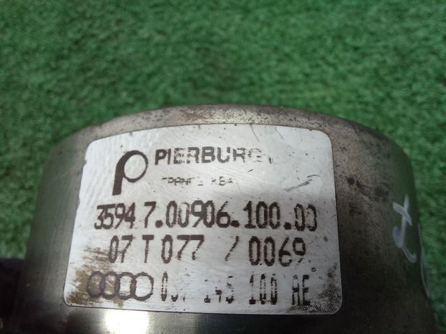 Насос вакуумний 057145100AE VAG