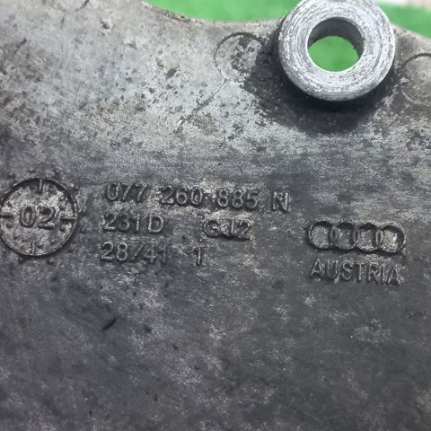 Кронштейн компресора кондиціонера 077260885N VAG