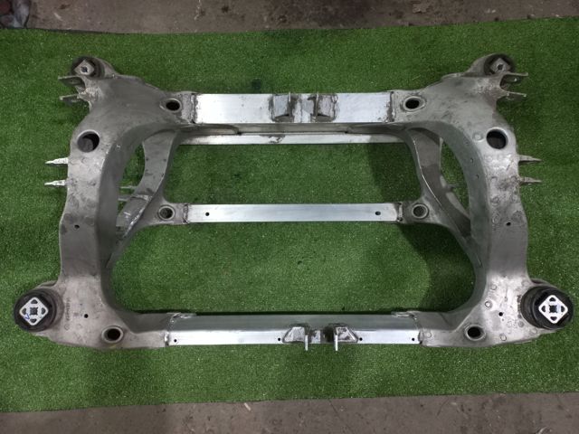 Балка задньої підвіски, підрамник 100982600A TESLA
