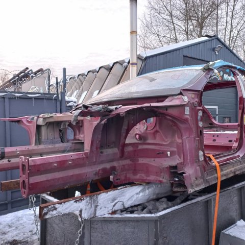 Чверть передня ліва 1021797S0A TESLA