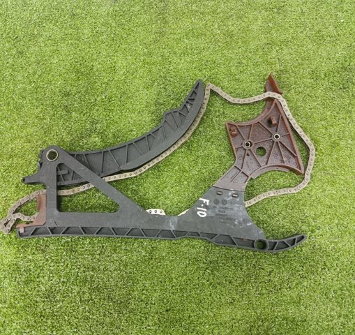 Планка успокоителя ланцюга ГРМ 11317585020 BMW