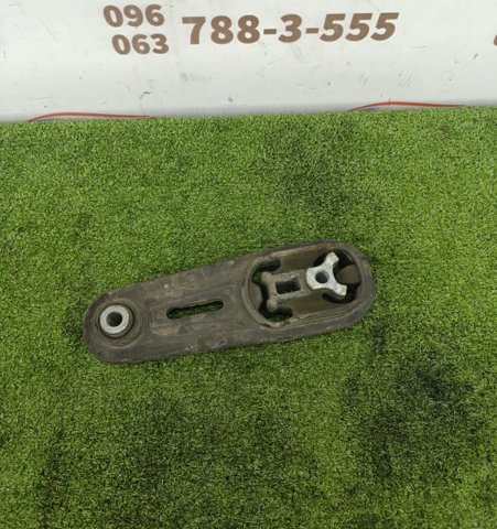 Подушка (опора) двигуна, задня 113601KA0A NISSAN