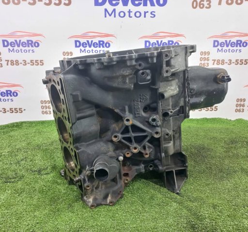 Блок циліндрів 1316180 LAND ROVER