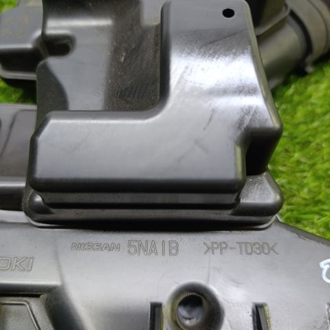 Повітроприймач 165545NA3B NISSAN