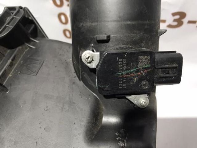 Корпус повітряного фільтра 1770036320 TOYOTA