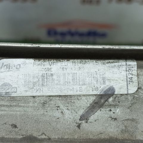 Радіатор охолодження 214101LA0A NISSAN