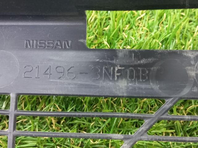 Решітка радіатора кондиціонера 214963NF0B NISSAN