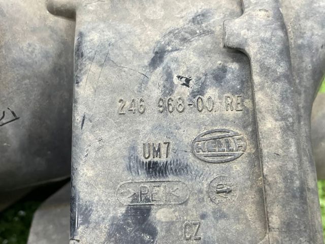 Туманка права 24696800RE VAG