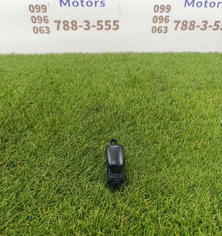 Кнопка вмикання двигуна склопідіймача задня 254111KL5A NISSAN