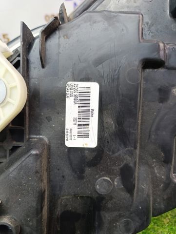 Фара 260609RB0A NISSAN