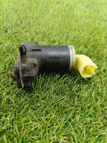 Бачок склоомивача 289105SA0A NISSAN
