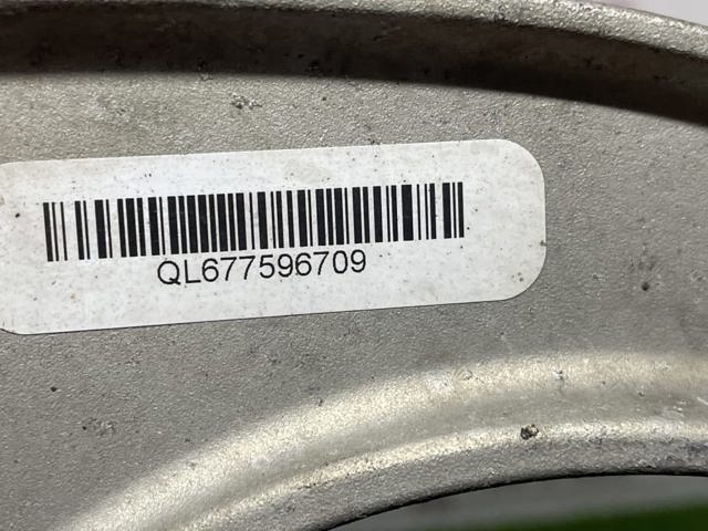 Важіль передньої підвіски верхній, лівий/правий 31122450817 BMW