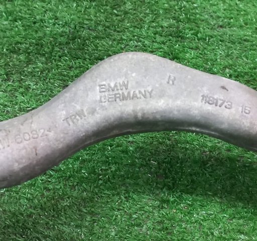 Правий важіль передній нижній підвіски 31126855742 BMW