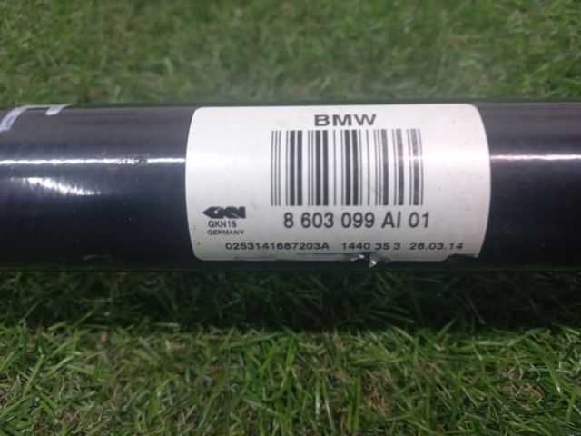 Піввісь задня, ліва 33208603099 BMW