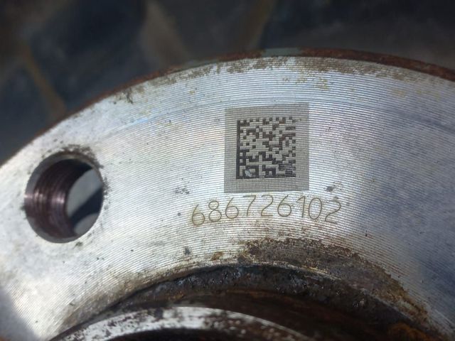 Цапфа поворотна права 33326792522 BMW