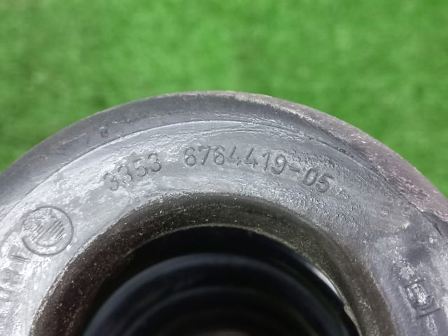 Пружина підвіски задня 33536851726 BMW