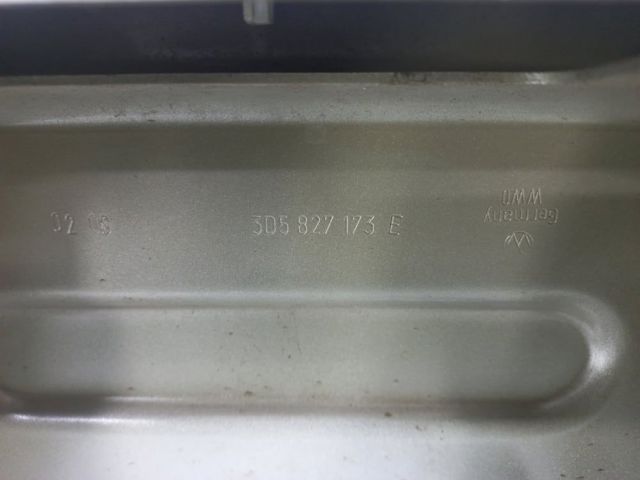 Кришка багажника кузова 3D5827025Q VAG