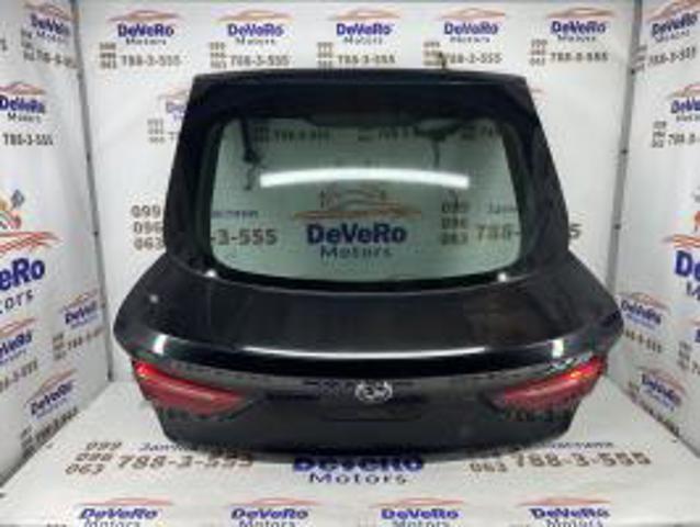 Кришка багажника кузова 41007424458 BMW