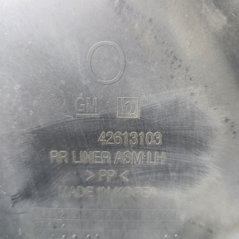Підкрилок задній лівий 42613103 GM