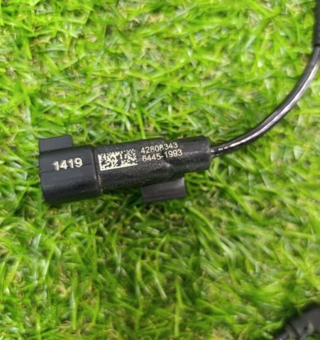 Датчик АБС (ABS) задній 42808343 GM