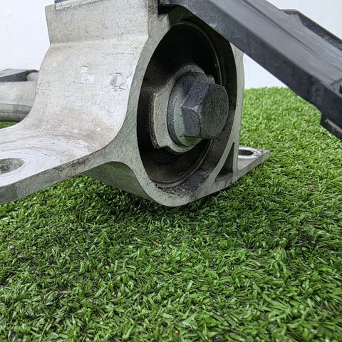 Ходова 545015DA0A NISSAN