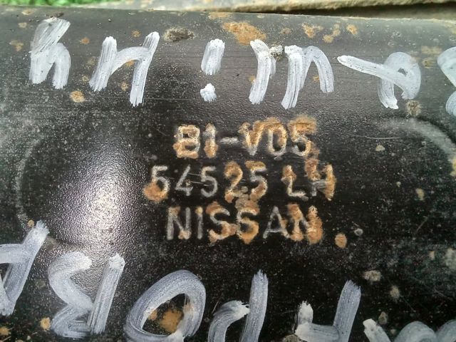 Важіль передньої підвіски верхній, лівий 54525EB30A NISSAN