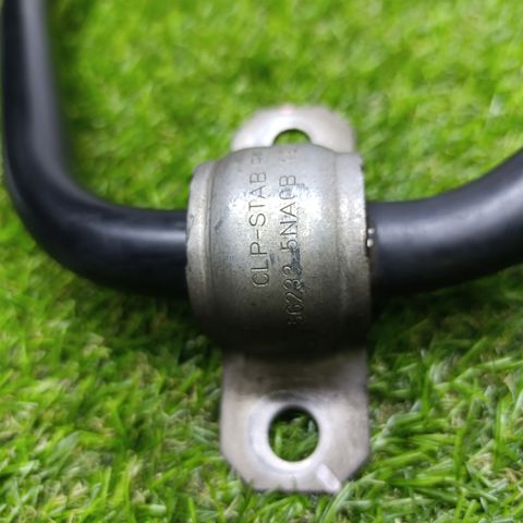 Стабілізатор задньої підвіски 562305NA0C NISSAN