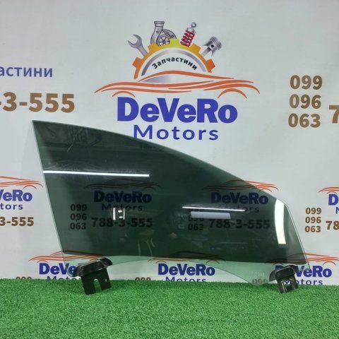 Скло пасажирських дверей 600664700E TESLA
