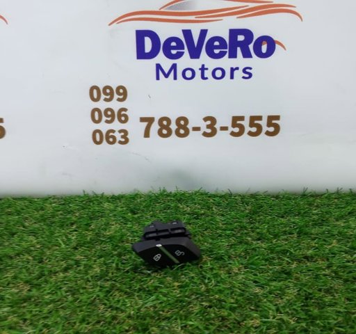 Кнопка центрального замка 61316801351 BMW