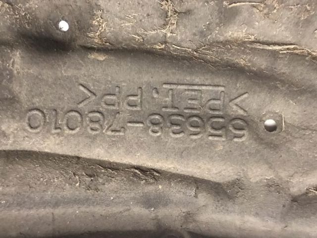 Підкрилок заднього крила, лівий 6563878010 TOYOTA