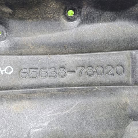 Підкрилок заднього крила, лівий 6563878020 TOYOTA