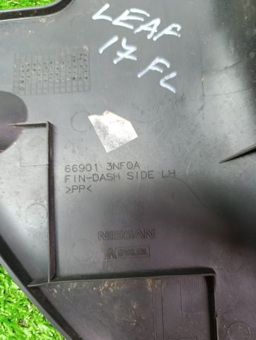 Оббивки і кожухи для легкових. Механізм підйому кабіни для вантажних 669013NF0A NISSAN