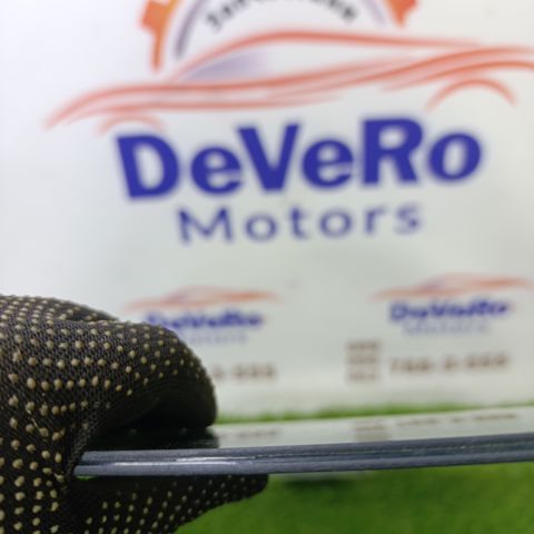Скло передньої правої двері 68068670AC CHRYSLER