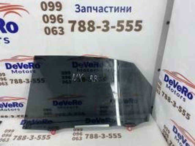 Скло задньої двері правої 6810378020 TOYOTA