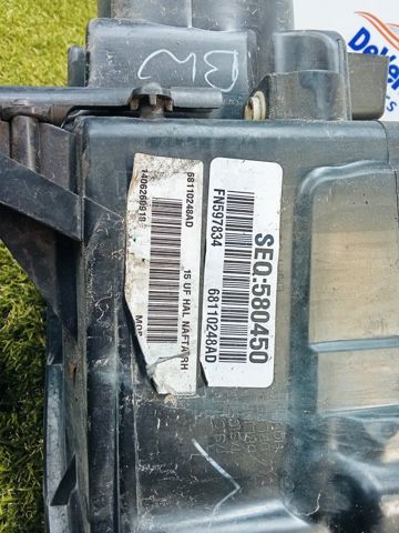 Фара передня права 68110248AD CHRYSLER
