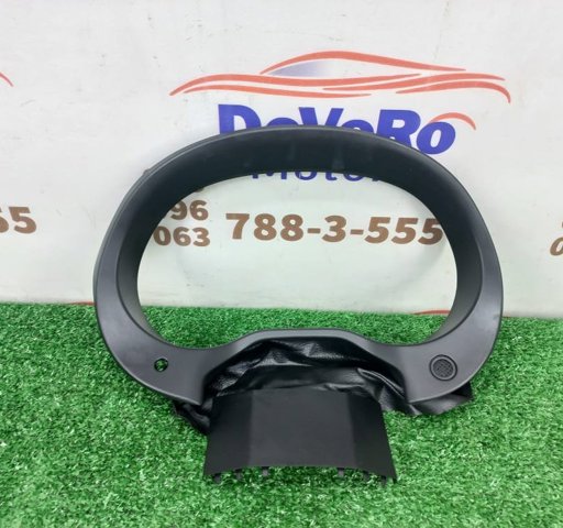Облицювання щитка приладів "торпедо" 682405DF0A NISSAN