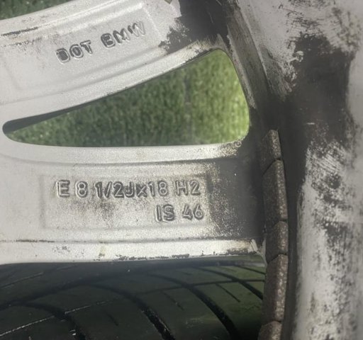 Диски литі (легкосплавні, титанові) 6853952 BMW